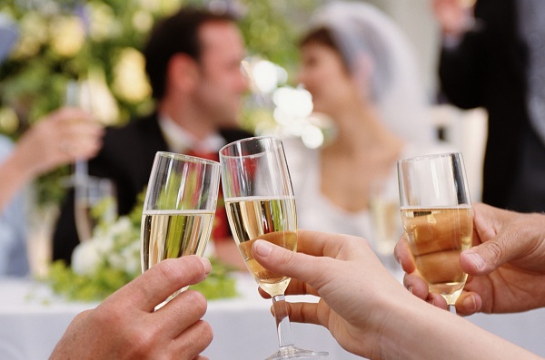 wedding toast tips that can be a big help for your special day within