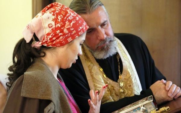 Как происходит таинство венчания в православной церкви в России: правила обряда